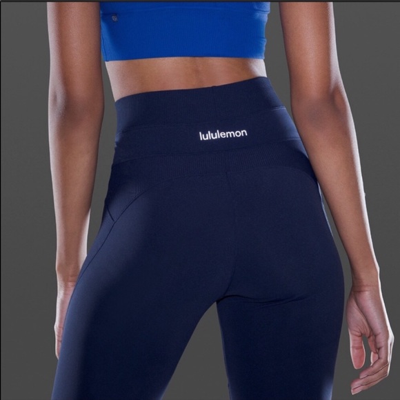 Lulu🍋 Navy Super High Rise New Ambition Tight - Picture 1 of 10